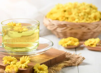 Trà thảo dược tốt cho sức khỏe người cao tuổi
